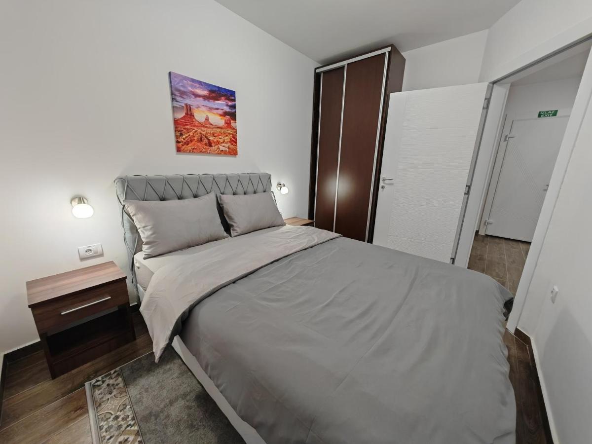 Imperial Apartment Veliko Gradiste Exterior photo