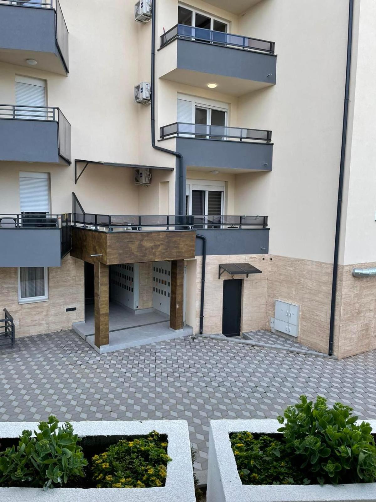 Imperial Apartment Veliko Gradiste Exterior photo